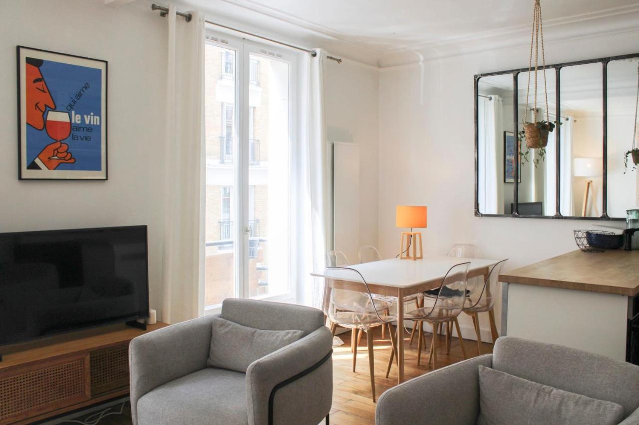Lovely Love Nest Near Montmartre Apartment Paris Exterior photo